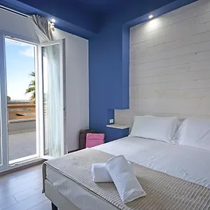 Della Contrada Hotel